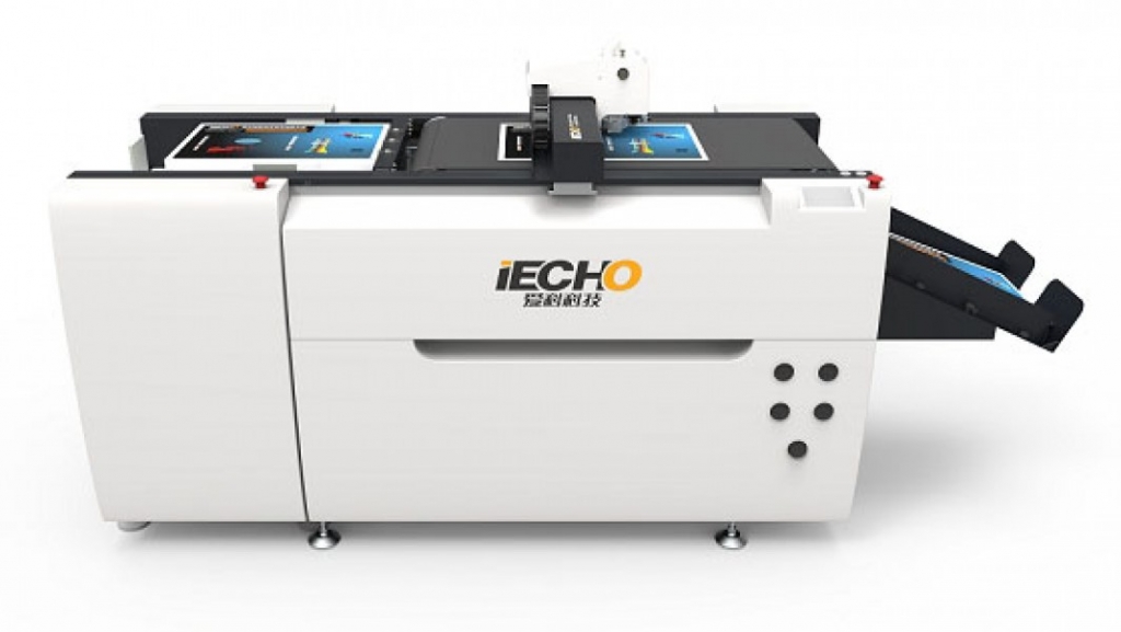 iEcho PK Cut 0604 Plus, Digital-Flachbettplotter bis 6 mm Materialstärke, incl. Barcode/QR Code