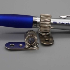 Stifthalter aus Metall, mit flexibler Schlaufe, zum Einnieten, quer fixiert